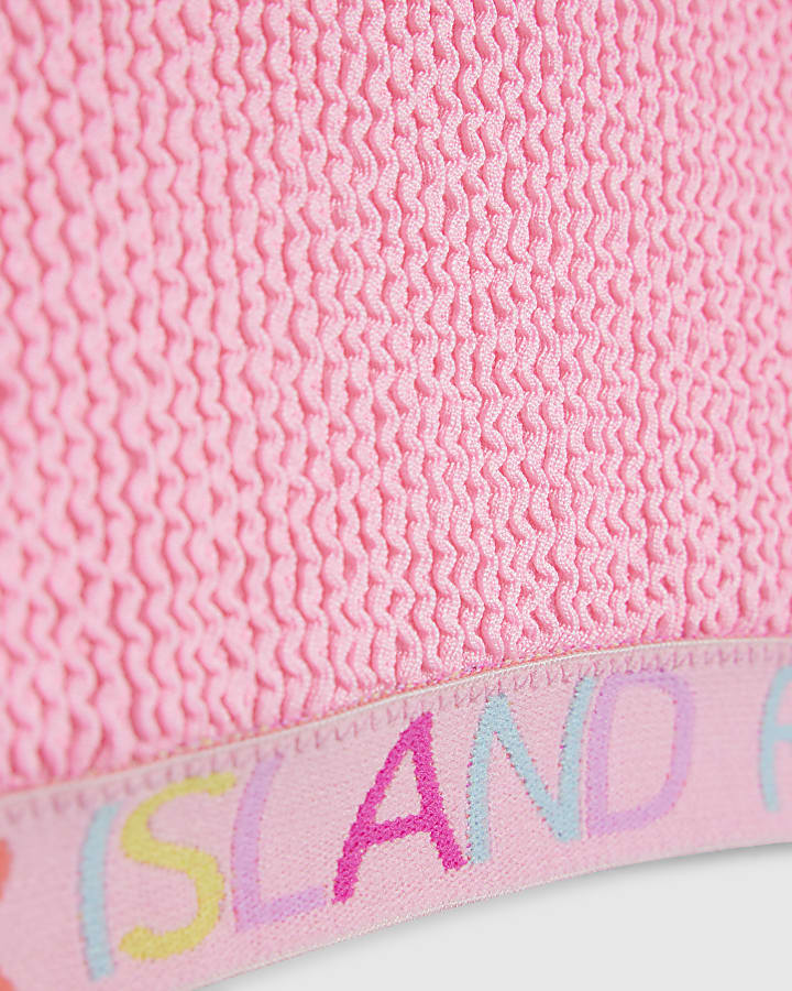 ragazze rosa con texture elastica bikini set