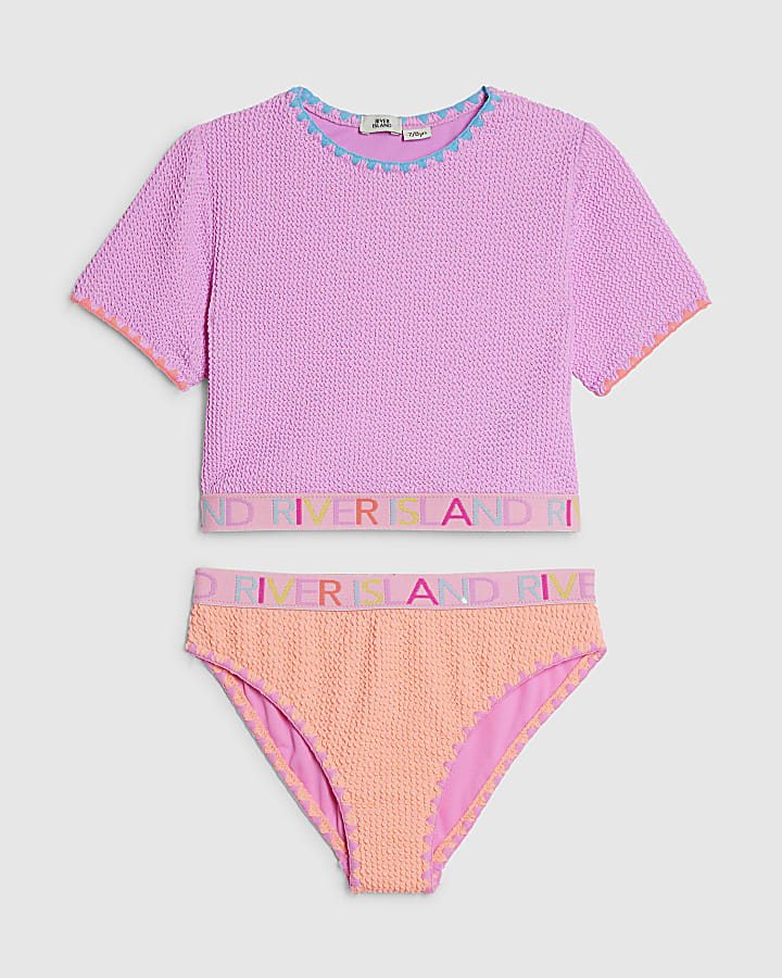 ragazze viola texture t-shirt e bikini set