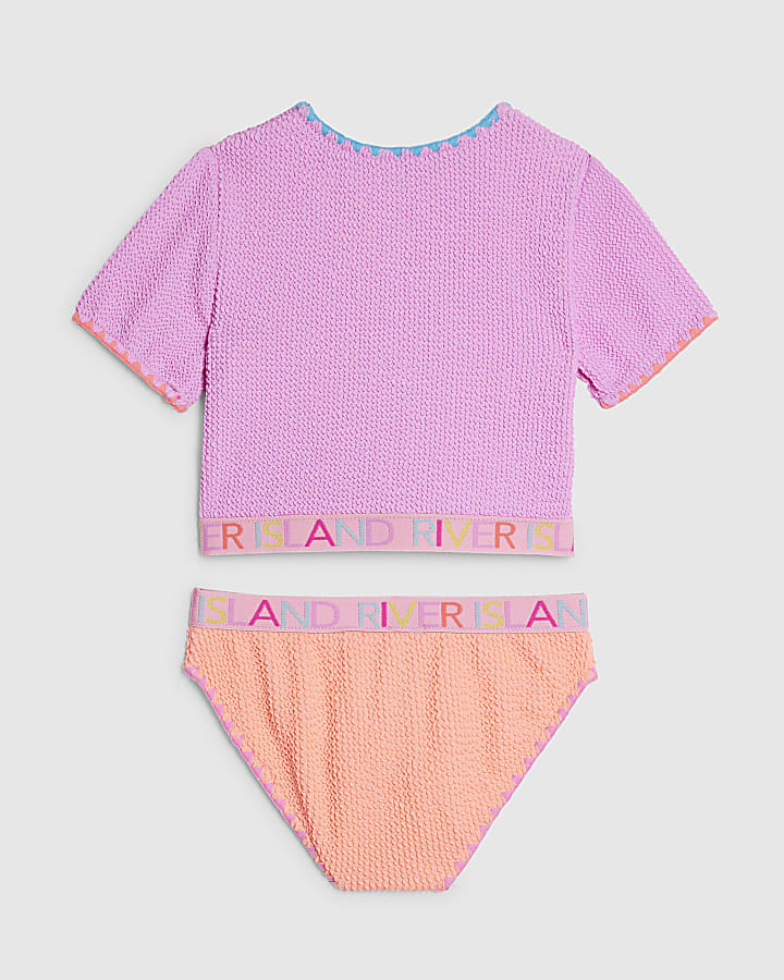 ragazze viola texture t-shirt e bikini set