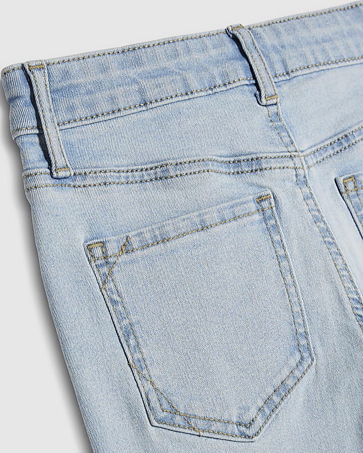 ragazze blue jeans svasati