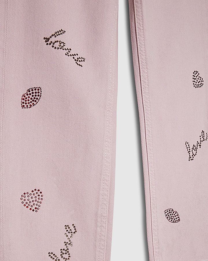 ragazze labbra rosa straight jeans