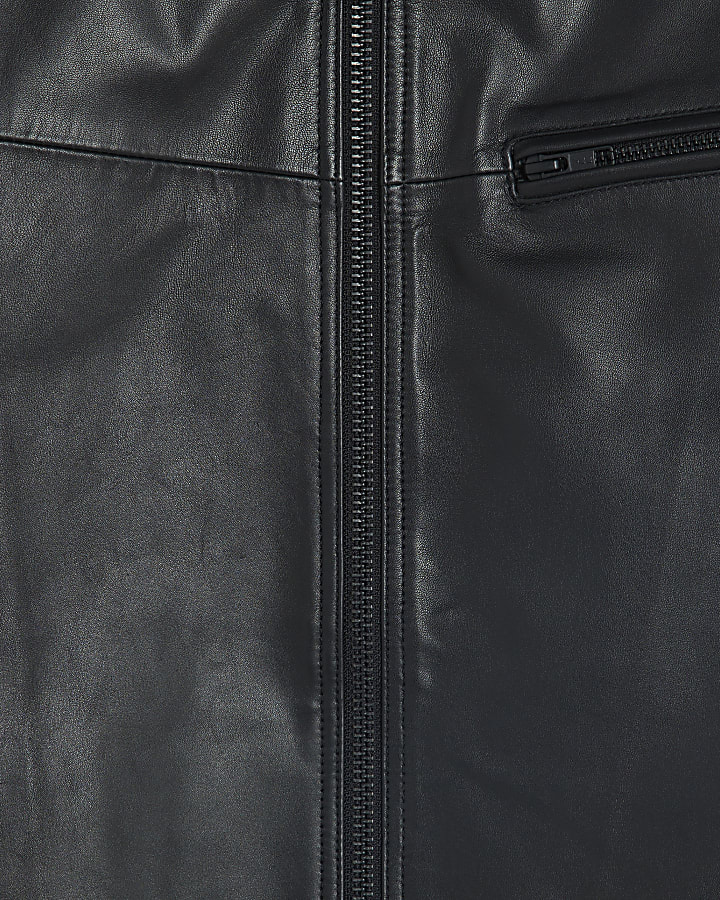 chiodo in pelle nera