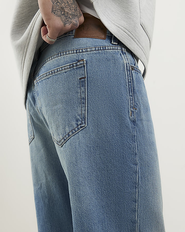 blu fit loose shorts in denim