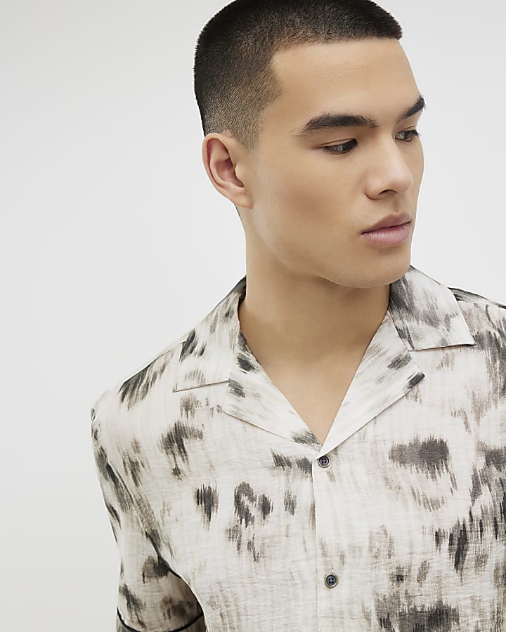 bianco regular fit offuscata animal print shirt