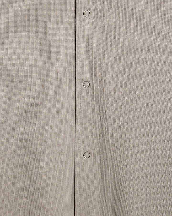 beige muscle fit shirt