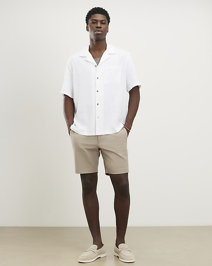 beige con cintura slim fit chino shorts