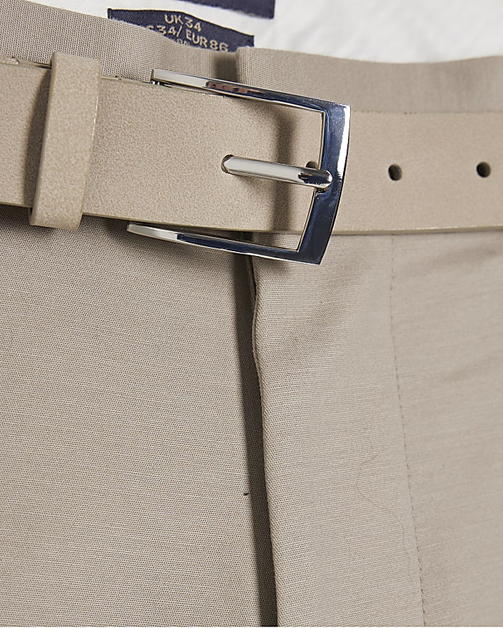 beige con cintura slim fit chino shorts