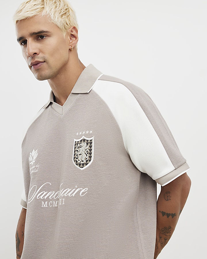 beige regular fit polo shirt con pannelli in legno