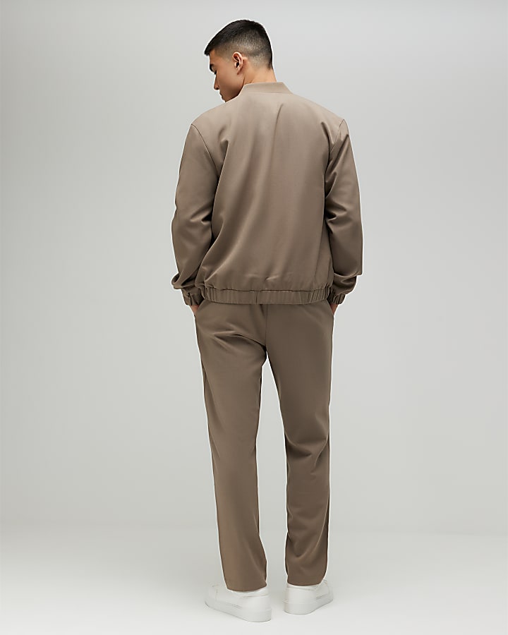 beige slim fit jogging