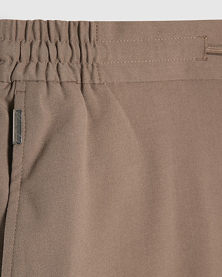 beige slim fit jogging