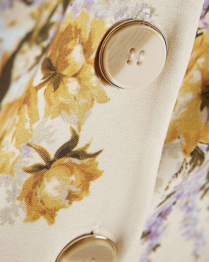 crema floreale montato gilet