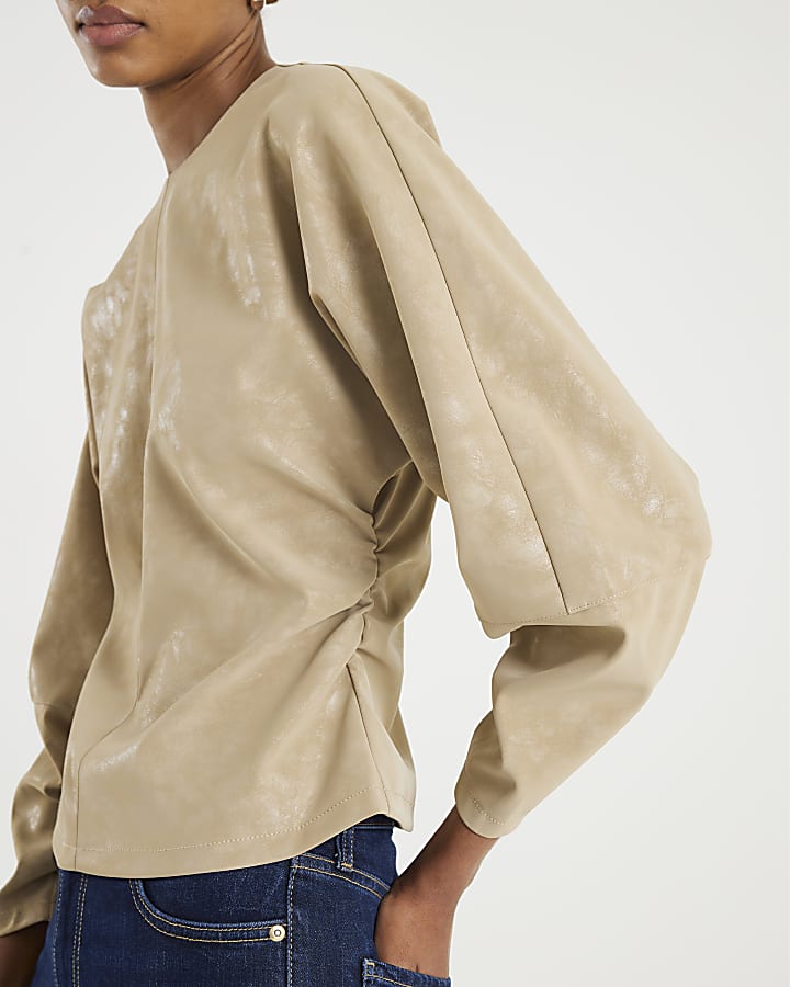 beige in ecopelle batwing top a manica lunga
