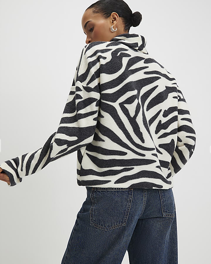 bianco accogliente zebra print long sleeve top