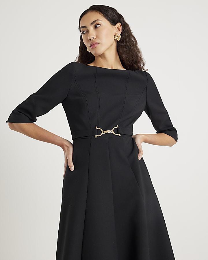 nero manica lunga e scollo a barchetta cintura midi dress