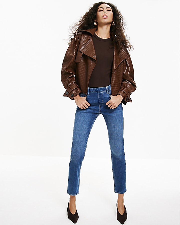 blu pull-on scolpire slim jeans