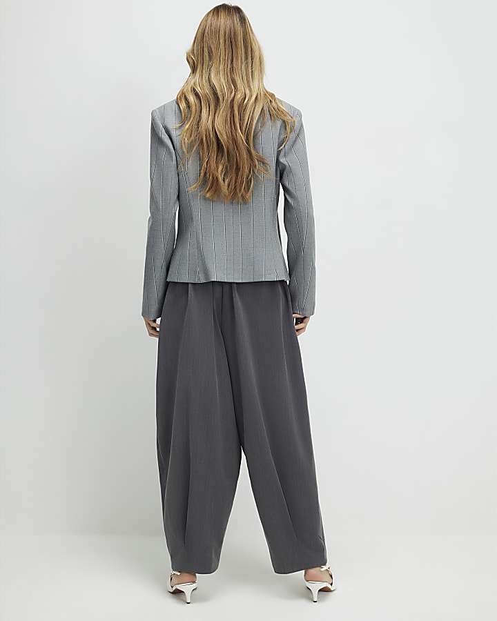 grigio hareem pantaloni a gamba