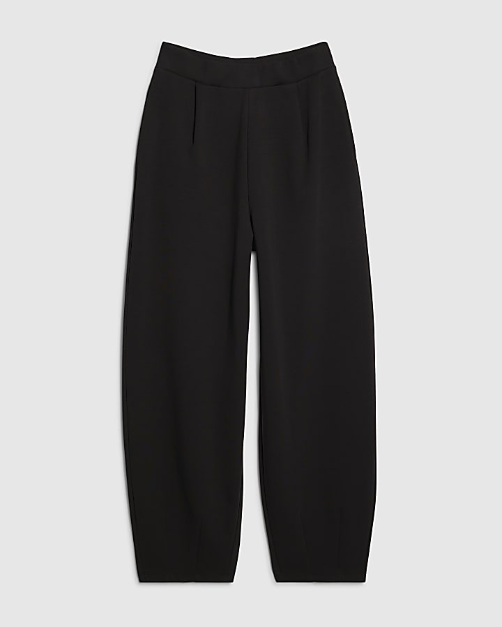 corpo nero pantaloni a gamba