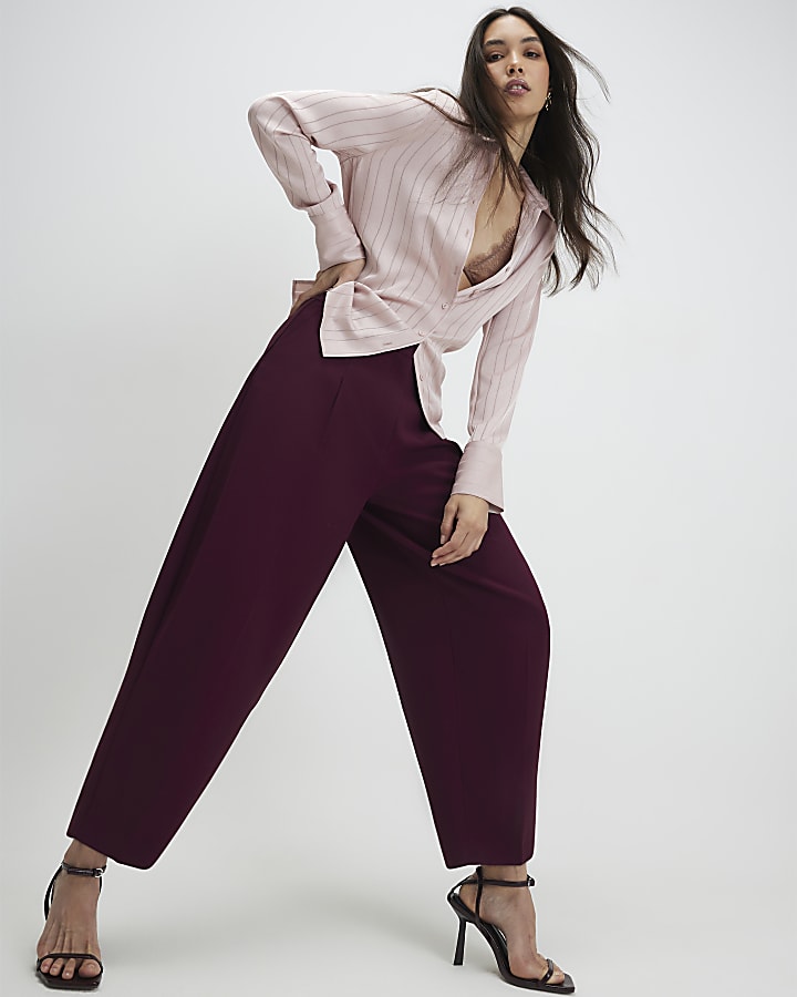 rosso drapey barile pantaloni a gamba