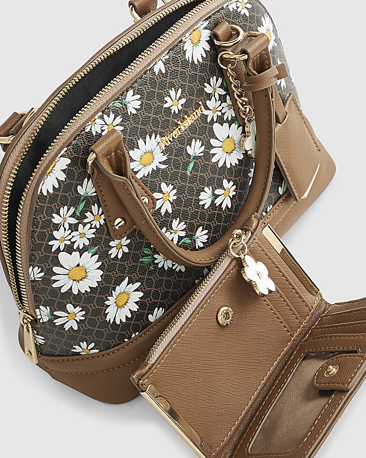 marrone monogram daisy tote bag bundle